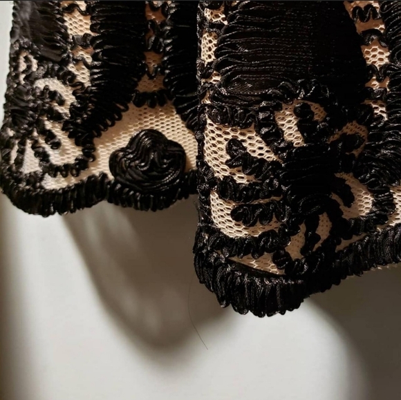 A'GACI Formal Puff Dress With Detail - Picture 4 of 4